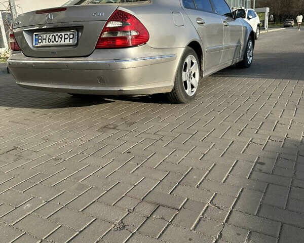 Серый Мерседес Е-Класс, объемом двигателя 2.69 л и пробегом 270 тыс. км за 6300 $, фото 6 на Automoto.ua