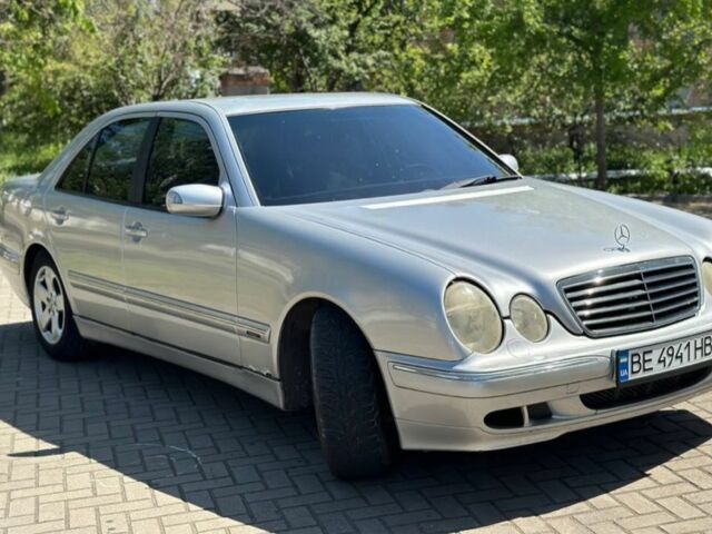 Серый Мерседес Е-Класс, объемом двигателя 2.7 л и пробегом 34 тыс. км за 3000 $, фото 12 на Automoto.ua