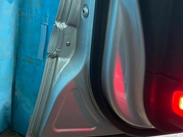 Серый Мерседес Е-Класс, объемом двигателя 2.7 л и пробегом 308 тыс. км за 4100 $, фото 19 на Automoto.ua