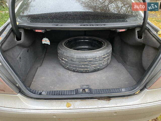 Серый Мерседес Е-Класс, объемом двигателя 2.7 л и пробегом 320 тыс. км за 6900 $, фото 4 на Automoto.ua