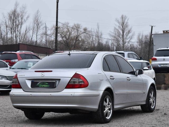 Сірий Мерседес Е-Клас, об'ємом двигуна 5 л та пробігом 284 тис. км за 6450 $, фото 1 на Automoto.ua