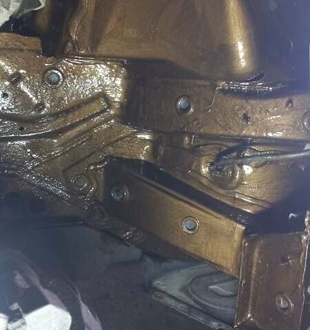 Сірий Мерседес Е-Клас, об'ємом двигуна 2.69 л та пробігом 274 тис. км за 7250 $, фото 32 на Automoto.ua