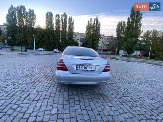 Серый Мерседес Е-Класс, объемом двигателя 2.8 л и пробегом 310 тыс. км за 5499 $, фото 1 на Automoto.ua