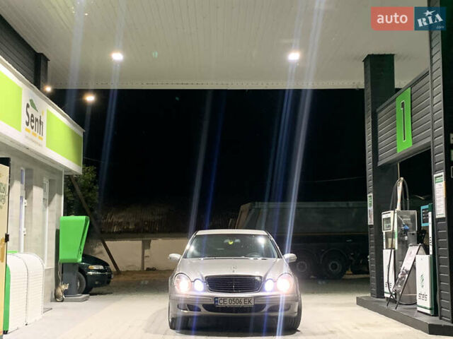 Серый Мерседес Е-Класс, объемом двигателя 2.15 л и пробегом 426 тыс. км за 6000 $, фото 7 на Automoto.ua