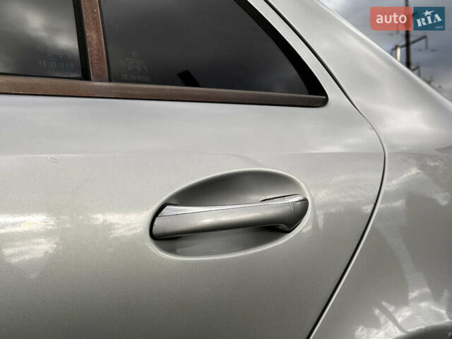 Серый Мерседес Е-Класс, объемом двигателя 2.15 л и пробегом 412 тыс. км за 5499 $, фото 25 на Automoto.ua
