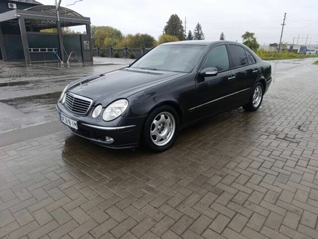 Сірий Мерседес Е-Клас, об'ємом двигуна 2.7 л та пробігом 350 тис. км за 5800 $, фото 1 на Automoto.ua