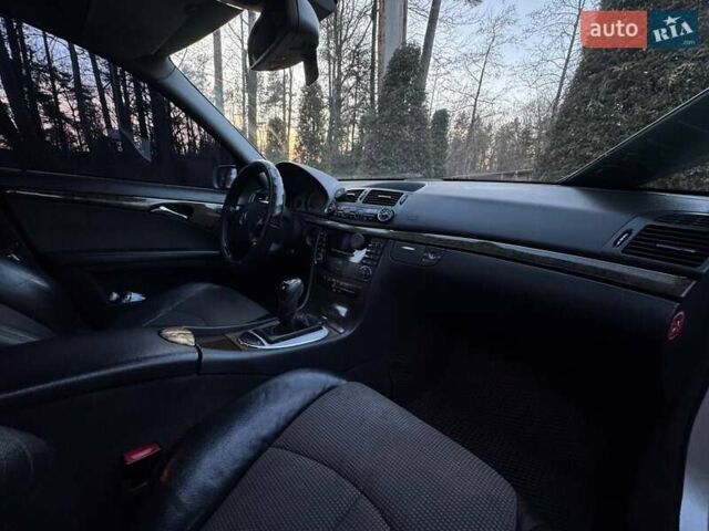 Серый Мерседес Е-Класс, объемом двигателя 2.7 л и пробегом 320 тыс. км за 6200 $, фото 39 на Automoto.ua
