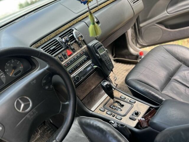 Серый Мерседес Е-Класс, объемом двигателя 2.7 л и пробегом 370 тыс. км за 4800 $, фото 3 на Automoto.ua