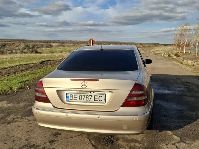 Серый Мерседес Е-Класс, объемом двигателя 2.7 л и пробегом 266 тыс. км за 7500 $, фото 3 на Automoto.ua