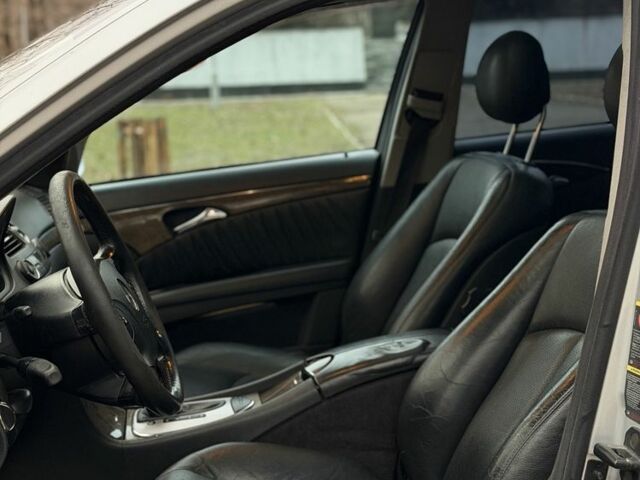 Сірий Мерседес Е-Клас, об'ємом двигуна 2.7 л та пробігом 335 тис. км за 4750 $, фото 19 на Automoto.ua