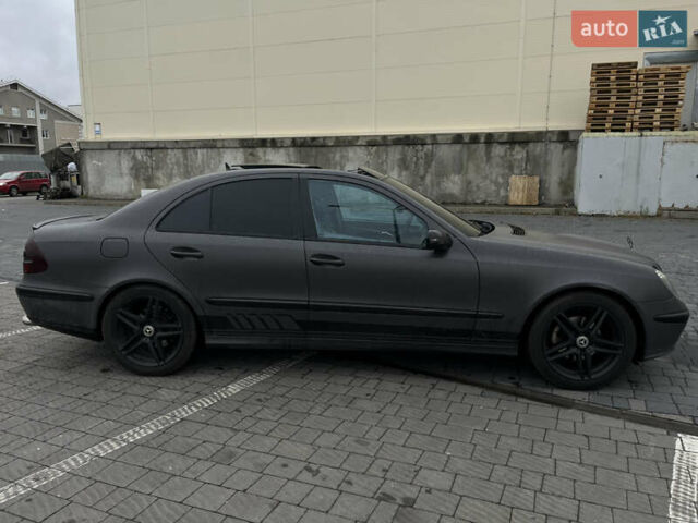 Серый Мерседес Е-Класс, объемом двигателя 1.8 л и пробегом 400 тыс. км за 6300 $, фото 3 на Automoto.ua