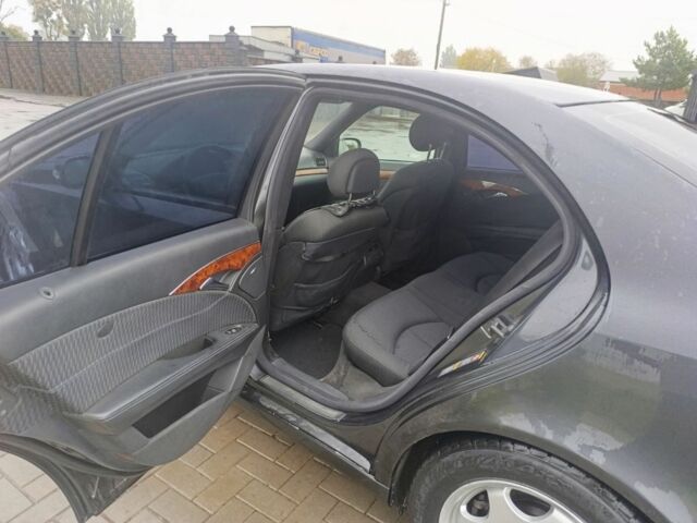 Сірий Мерседес Е-Клас, об'ємом двигуна 2.7 л та пробігом 350 тис. км за 5800 $, фото 6 на Automoto.ua