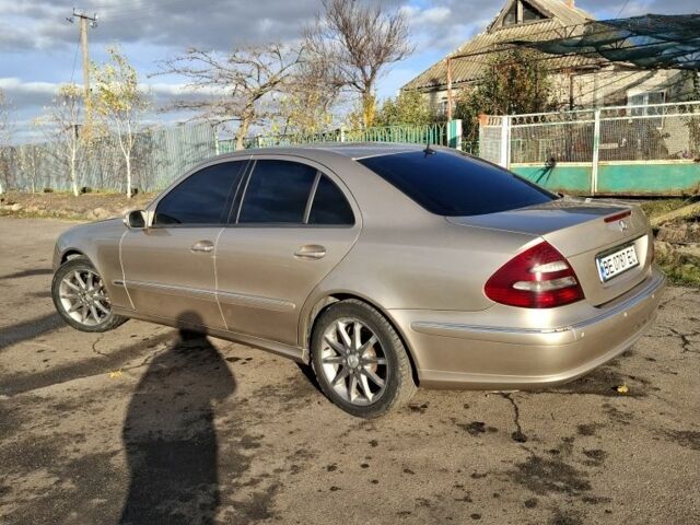 Серый Мерседес Е-Класс, объемом двигателя 2.7 л и пробегом 266 тыс. км за 7500 $, фото 2 на Automoto.ua