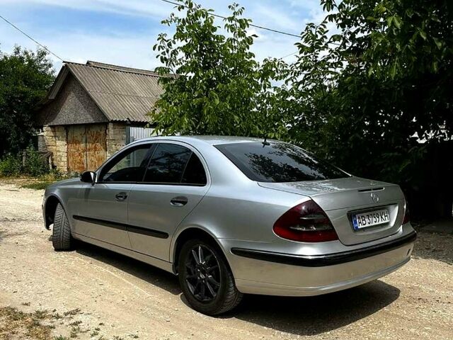Мерседес Е-Клас 2002 у Вінниці на Automoto.ua Сірий Мерседес Е-Клас, об'ємом двигуна 3.2 л та пробігом 0 тис. км за 5300 $, фото 2 на Automoto.ua
