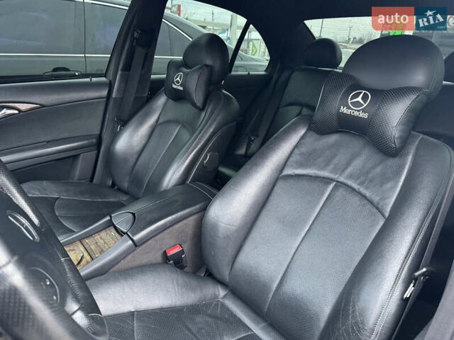 Серый Мерседес Е-Класс, объемом двигателя 2.2 л и пробегом 360 тыс. км за 6000 $, фото 18 на Automoto.ua