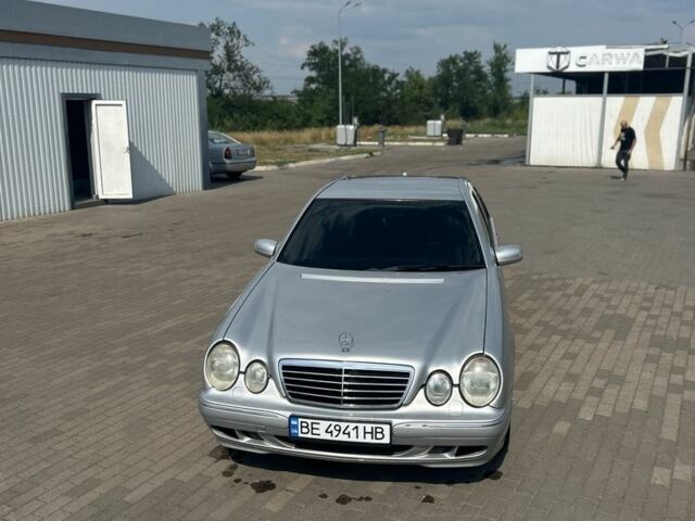 Серый Мерседес Е-Класс, объемом двигателя 2.7 л и пробегом 34 тыс. км за 3000 $, фото 6 на Automoto.ua