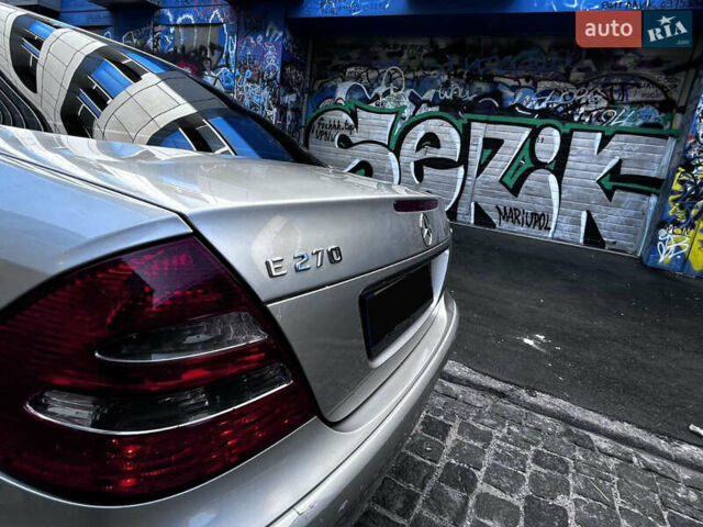 Сірий Мерседес Е-Клас, об'ємом двигуна 2.7 л та пробігом 258 тис. км за 6500 $, фото 4 на Automoto.ua