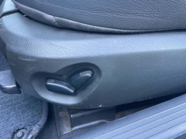 Серый Мерседес Е-Класс, объемом двигателя 2.7 л и пробегом 349 тыс. км за 5600 $, фото 21 на Automoto.ua