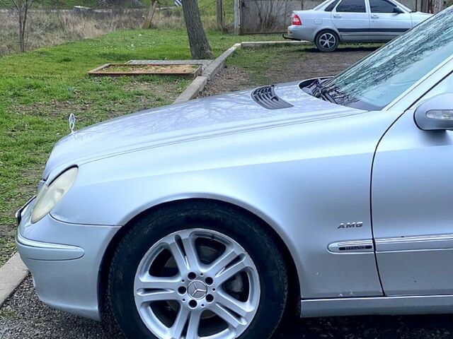 Сірий Мерседес Е-Клас, об'ємом двигуна 2.7 л та пробігом 460 тис. км за 5700 $, фото 2 на Automoto.ua