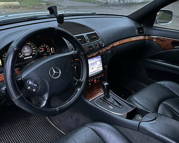 Сірий Мерседес Е-Клас, об'ємом двигуна 2.6 л та пробігом 354 тис. км за 5000 $, фото 21 на Automoto.ua