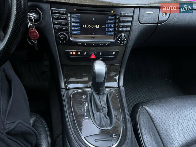 Серый Мерседес Е-Класс, объемом двигателя 1.8 л и пробегом 400 тыс. км за 6300 $, фото 22 на Automoto.ua