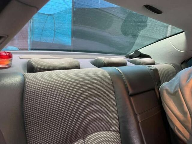 Серый Мерседес Е-Класс, объемом двигателя 2.7 л и пробегом 308 тыс. км за 4100 $, фото 16 на Automoto.ua