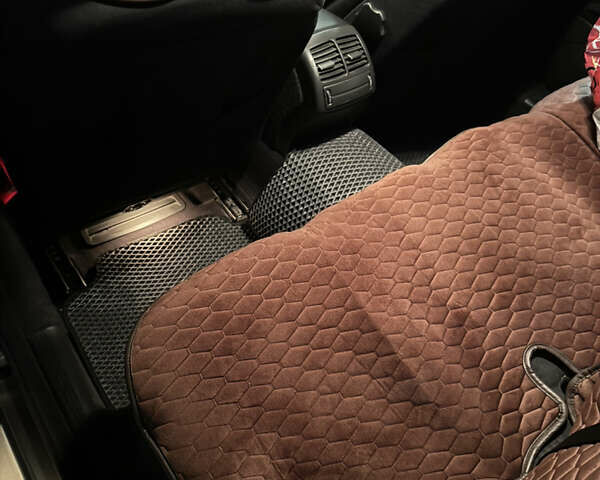 Серый Мерседес Е-Класс, объемом двигателя 2.2 л и пробегом 340 тыс. км за 6300 $, фото 11 на Automoto.ua