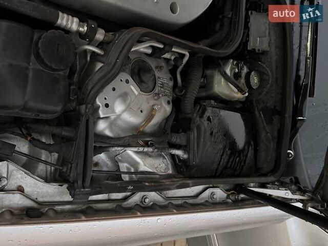 Серый Мерседес Е-Класс, объемом двигателя 2.69 л и пробегом 428 тыс. км за 7200 $, фото 13 на Automoto.ua