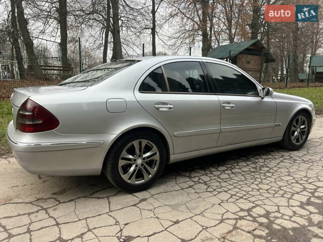 Сірий Мерседес Е-Клас, об'ємом двигуна 2.69 л та пробігом 315 тис. км за 5500 $, фото 19 на Automoto.ua