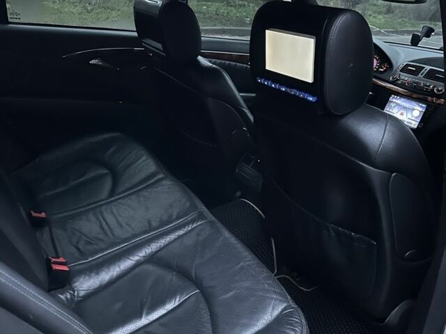 Серый Мерседес Е-Класс, объемом двигателя 2.6 л и пробегом 354 тыс. км за 4999 $, фото 19 на Automoto.ua