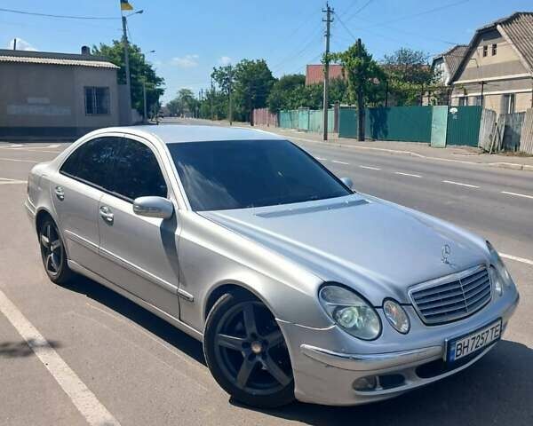 Сірий Мерседес Е-Клас, об'ємом двигуна 2.69 л та пробігом 350 тис. км за 7500 $, фото 7 на Automoto.ua