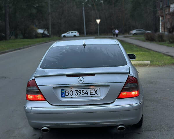 Сірий Мерседес Е-Клас, об'ємом двигуна 2.6 л та пробігом 354 тис. км за 5000 $, фото 5 на Automoto.ua