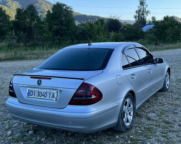 Сірий Мерседес Е-Клас, об'ємом двигуна 2.2 л та пробігом 380 тис. км за 4950 $, фото 7 на Automoto.ua