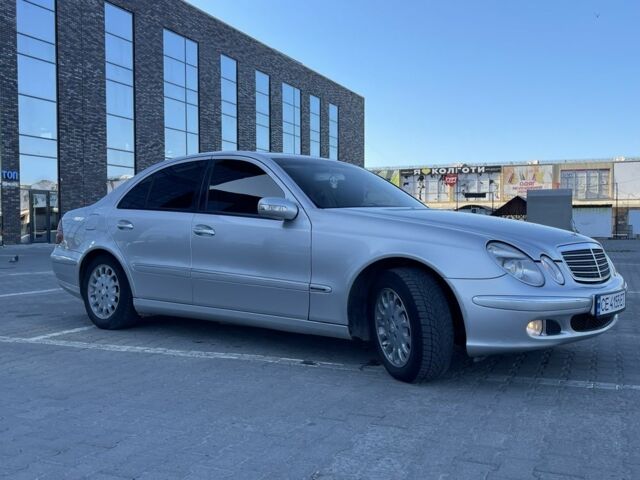 Сірий Мерседес Е-Клас, об'ємом двигуна 2.1 л та пробігом 340 тис. км за 6500 $, фото 14 на Automoto.ua