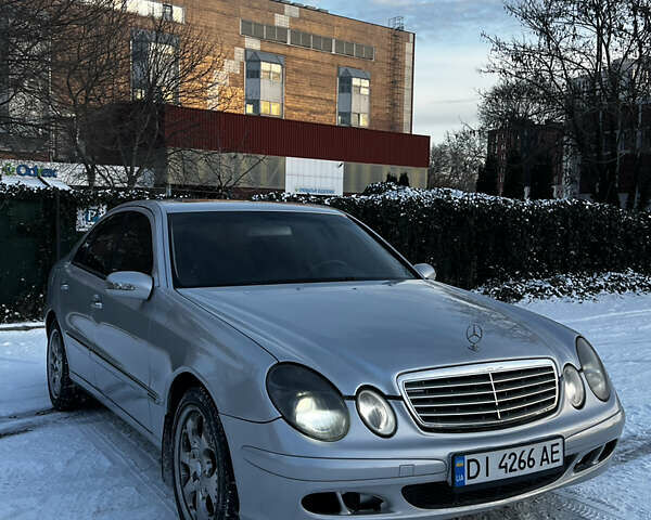 Сірий Мерседес Е-Клас, об'ємом двигуна 2.6 л та пробігом 320 тис. км за 4999 $, фото 1 на Automoto.ua