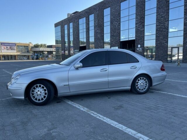 Сірий Мерседес Е-Клас, об'ємом двигуна 2.1 л та пробігом 340 тис. км за 6500 $, фото 11 на Automoto.ua