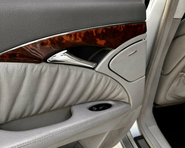 Серый Мерседес Е-Класс, объемом двигателя 2.2 л и пробегом 360 тыс. км за 5450 $, фото 41 на Automoto.ua