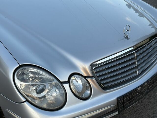 Сірий Мерседес Е-Клас, об'ємом двигуна 5 л та пробігом 280 тис. км за 6499 $, фото 12 на Automoto.ua