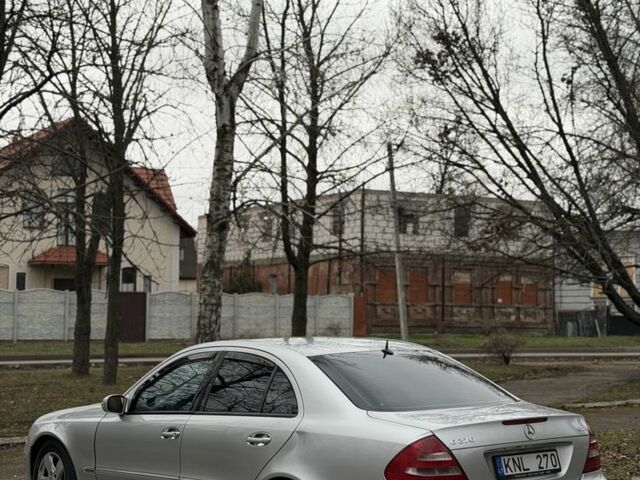 Сірий Мерседес Е-Клас, об'ємом двигуна 2.7 л та пробігом 335 тис. км за 4750 $, фото 7 на Automoto.ua