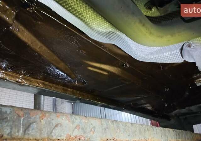 Сірий Мерседес Е-Клас, об'ємом двигуна 2.69 л та пробігом 274 тис. км за 7250 $, фото 26 на Automoto.ua