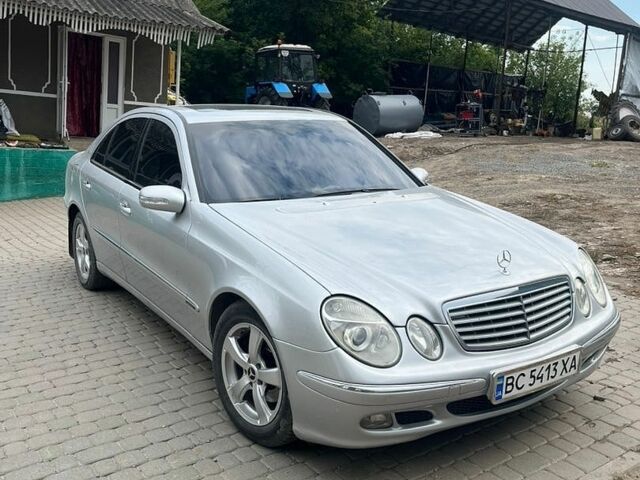 Сірий Мерседес Е-Клас, об'ємом двигуна 2.6 л та пробігом 219 тис. км за 4900 $, фото 1 на Automoto.ua