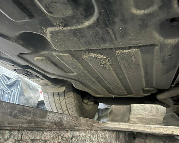 Сірий Мерседес Е-Клас, об'ємом двигуна 2.6 л та пробігом 176 тис. км за 6900 $, фото 35 на Automoto.ua