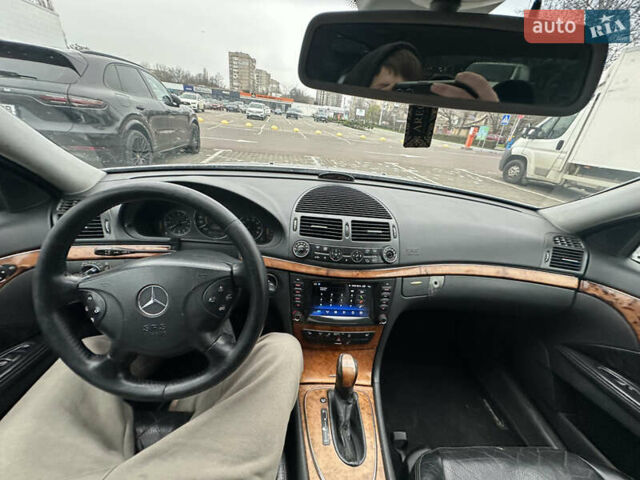 Серый Мерседес Е-Класс, объемом двигателя 2.4 л и пробегом 400 тыс. км за 4800 $, фото 7 на Automoto.ua