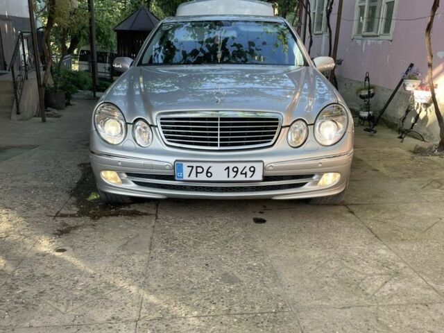 Сірий Мерседес Е-Клас, об'ємом двигуна 3 л та пробігом 147 тис. км за 4497 $, фото 10 на Automoto.ua