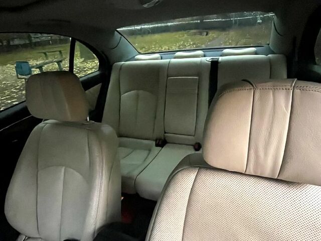 Серый Мерседес Е-Класс, объемом двигателя 2.7 л и пробегом 390 тыс. км за 7000 $, фото 12 на Automoto.ua