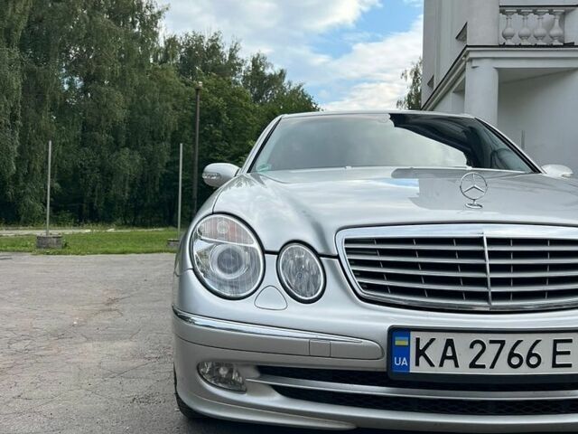 Сірий Мерседес Е-Клас, об'ємом двигуна 2.15 л та пробігом 269 тис. км за 7900 $, фото 37 на Automoto.ua