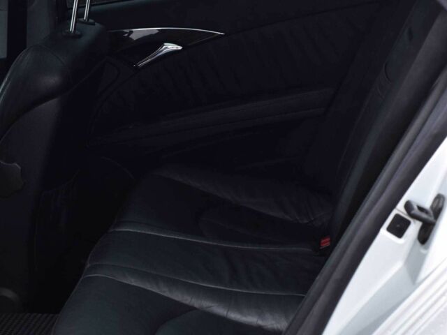 Сірий Мерседес Е-Клас, об'ємом двигуна 5 л та пробігом 284 тис. км за 6450 $, фото 18 на Automoto.ua