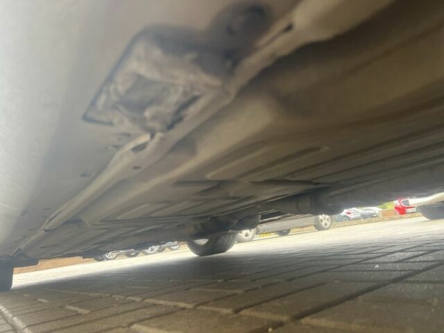 Сірий Мерседес Е-Клас, об'ємом двигуна 2.6 л та пробігом 360 тис. км за 3650 $, фото 7 на Automoto.ua