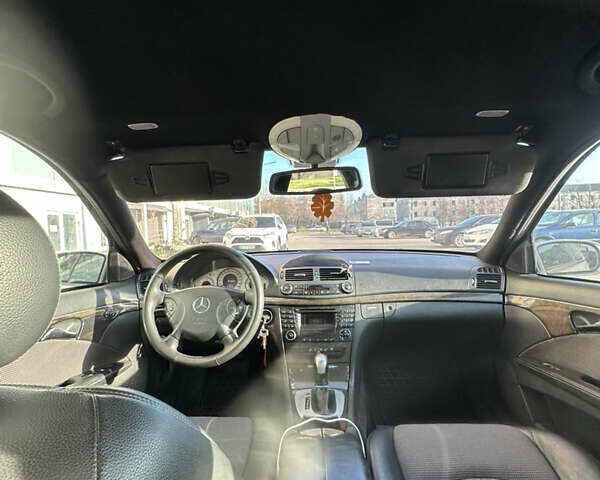 Серый Мерседес Е-Класс, объемом двигателя 2.69 л и пробегом 270 тыс. км за 6300 $, фото 7 на Automoto.ua