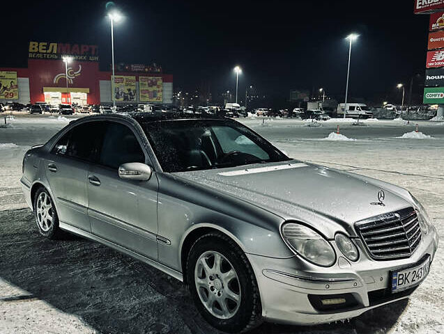 Серый Мерседес Е-Класс, объемом двигателя 3.2 л и пробегом 319 тыс. км за 6700 $, фото 6 на Automoto.ua
